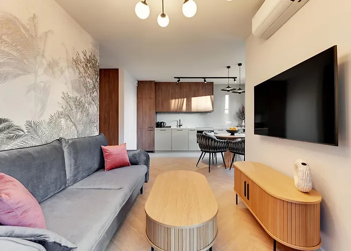 Doki Living - Foodhall & Parking By Downtown Aparthotel Danzica