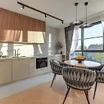 Appart hôtel Doki Living - Foodhall & Parking By Downtown