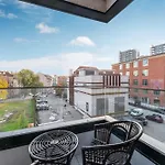 아파트호텔 Doki Living - Foodhall & Parking By Downtown 4*