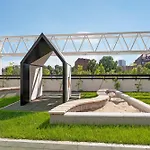 Doki Living - Foodhall & Parking By Downtown 아파트호텔 4*