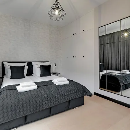 Apartament Doki Living - Foodhall & Parking By Downtown *
