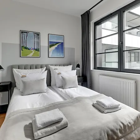 Doki Living - Foodhall & Parking By Downtown Apartament Gdańsk