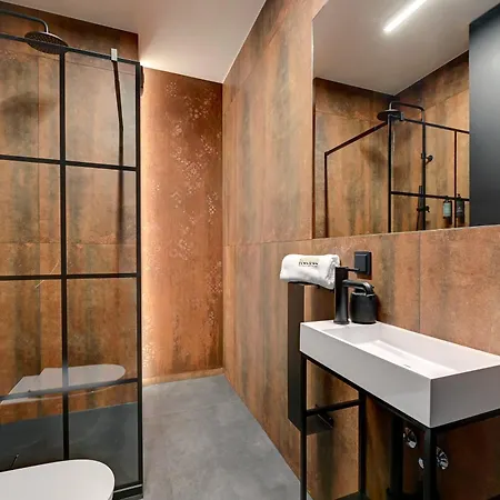 Appart hôtel Doki Living - Foodhall & Parking By Downtown Gdańsk