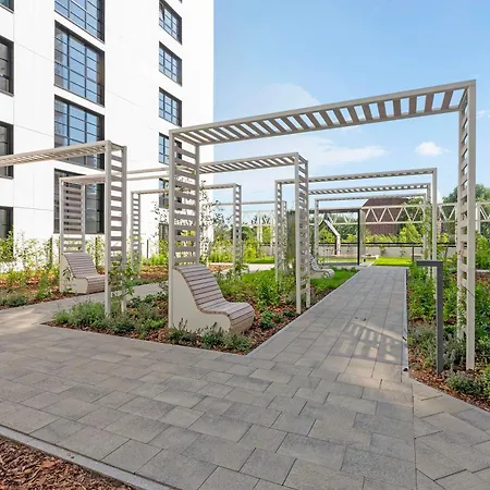 Doki Living - Foodhall & Parking By Downtown Appartement