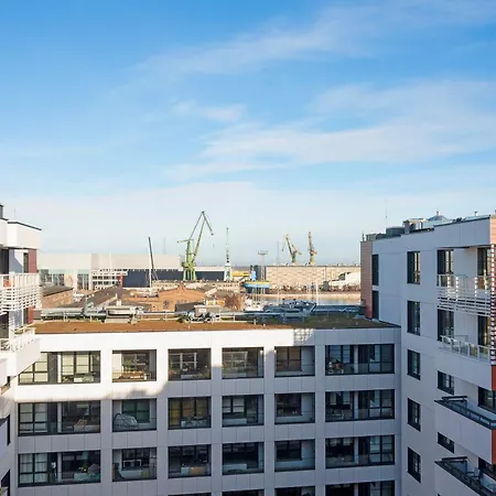 Doki Living - Foodhall & Parking By Downtown