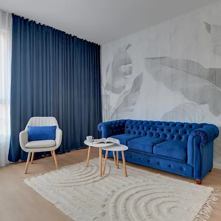 Doki Living - Foodhall & Parking By Downtown Apartament *