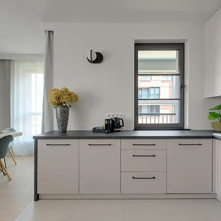 Apartament Doki Living - Foodhall & Parking By Downtown