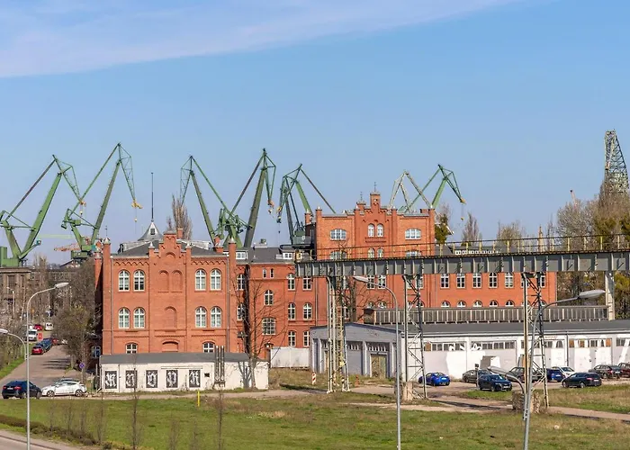 Doki Living - Foodhall & Parking By Downtown 4*