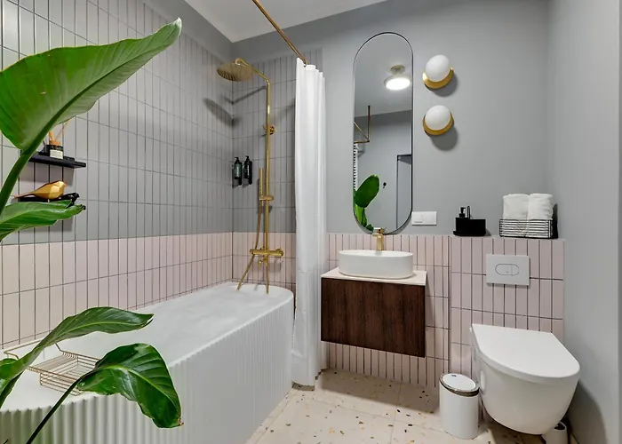 Doki Living - Foodhall & Parking By Downtown 4*