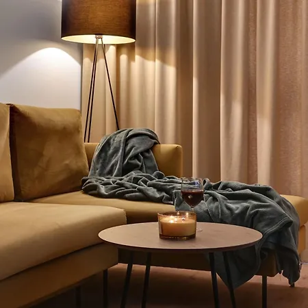 Doki Living - Foodhall & Parking By Downtown * Gdansk