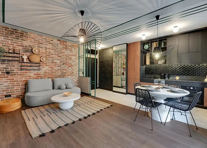 Apartmanhotel Doki Living - Foodhall & Parking By Downtown Gdańsk