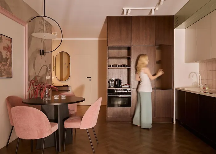 Doki Living - Foodhall & Parking By Downtown Apartmanhotel Gdańsk