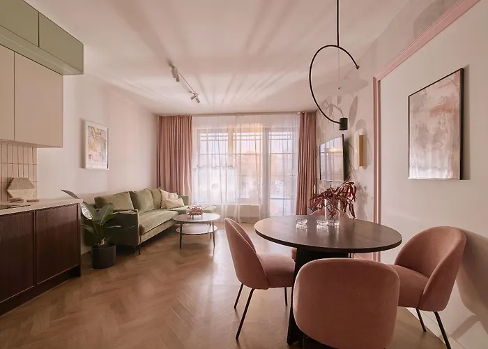 Doki Living - Foodhall & Parking By Downtown Apartmanhotel