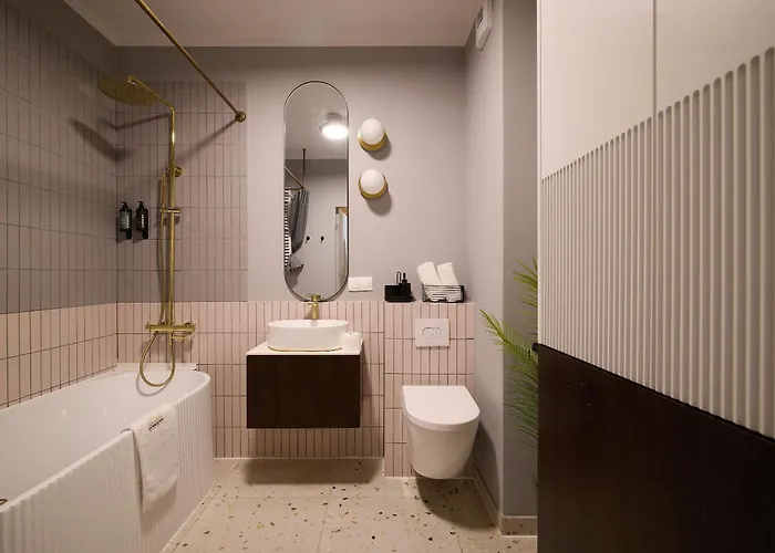 Apartmanhotel Doki Living - Foodhall & Parking By Downtown 4*